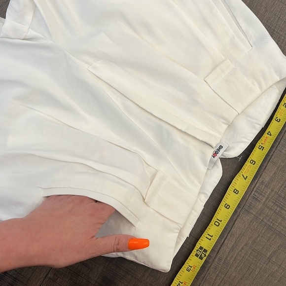 AS NEW HIGH WAISTED SHEGGY WHITE SUIT - Picture 11 of 17